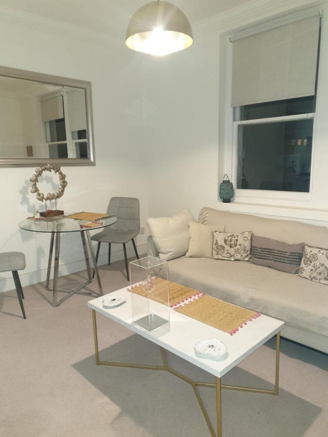 Beautiful One Bedroom Apartment Walking Distance To Paddington And Hyde Park Лондон Экстерьер фото